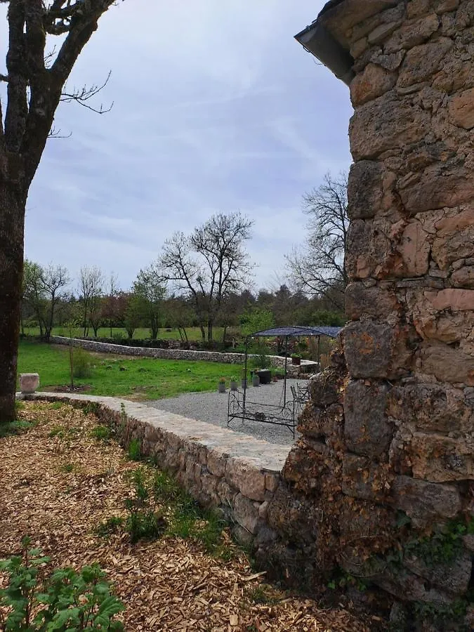 Villa Le Passé Composé à Millau Hébergement de vacances